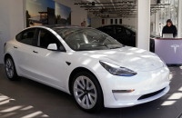 TESLA TRIỆU HỒI 2 TRIỆU XE ĐỂ GIỚI HẠN TÍNH NĂNG TỰ LÁI